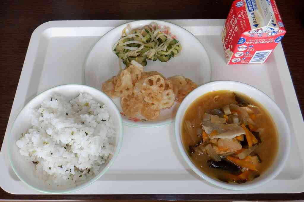 給食.jpg