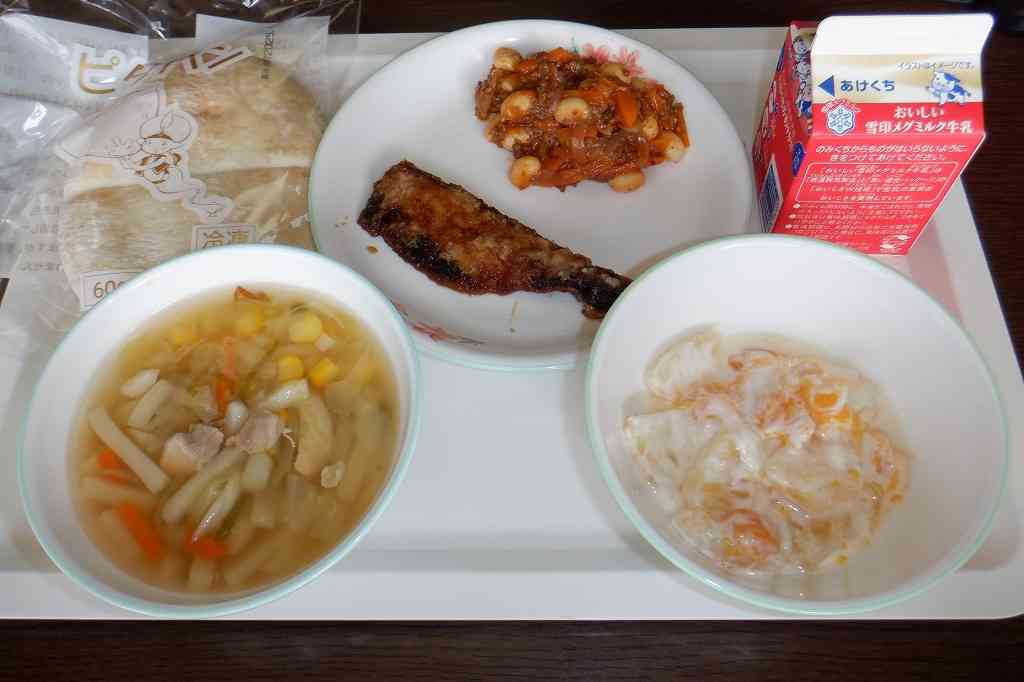 給食.jpg